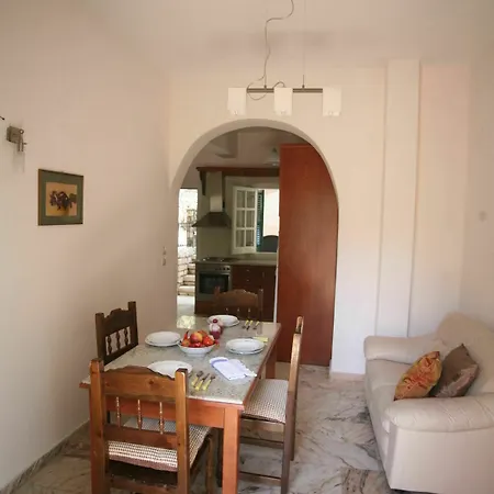 Aphrodite Nisaki (Corfu)