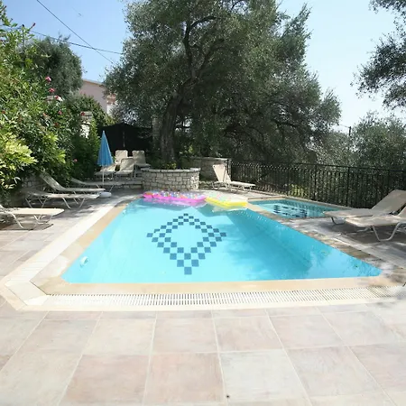 Aphrodite Nisaki (Corfu)